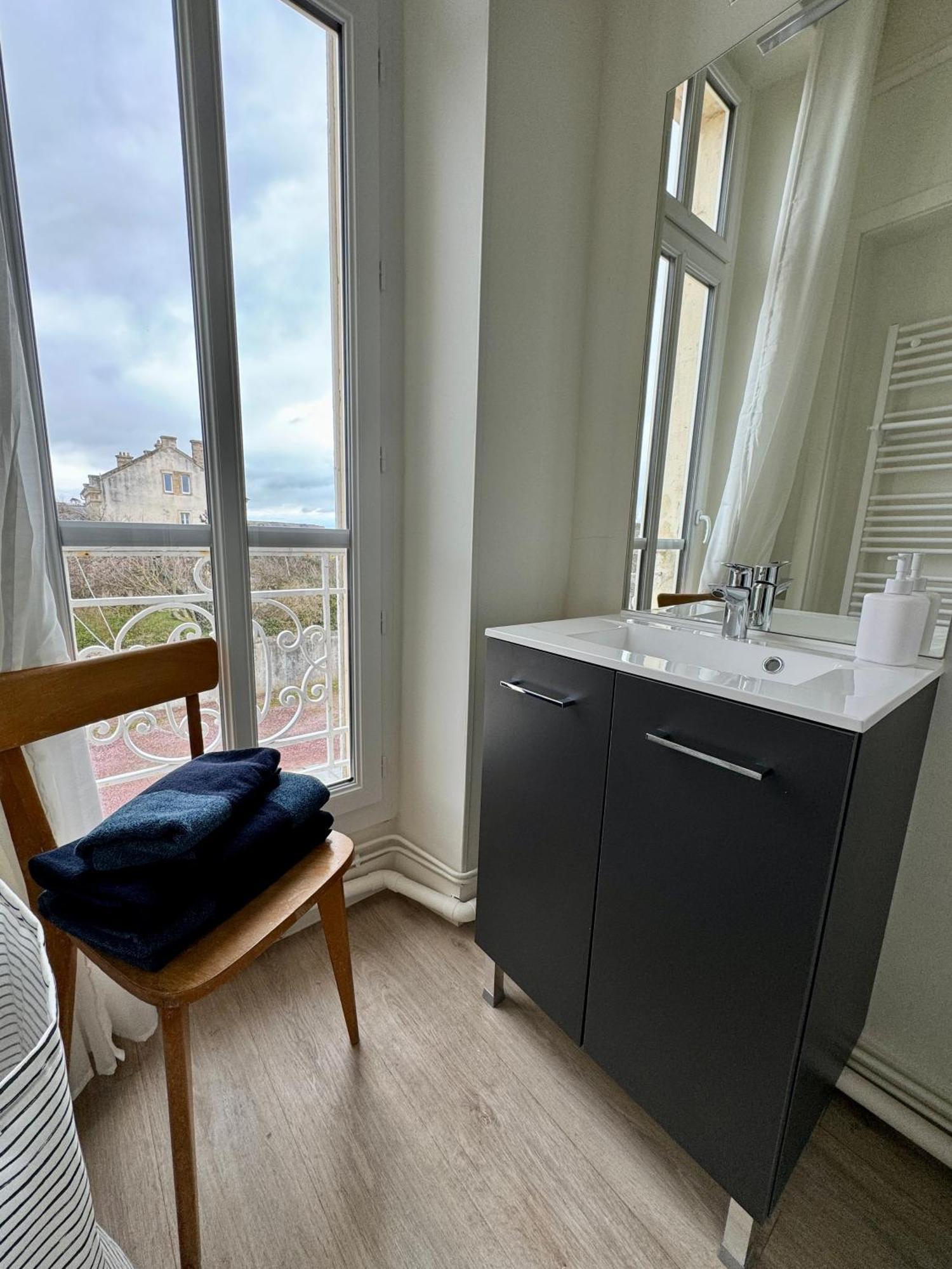 Sunny Apt On D-Day Beach With Parking Saint-Côme-de-Fresné Esterno foto